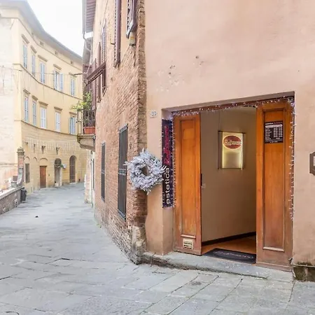 Diacceto 23 - Nel Cuore Del Centro Storico Διαμέρισμα